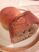 トマトロールとバケット