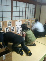 展示パネル見学