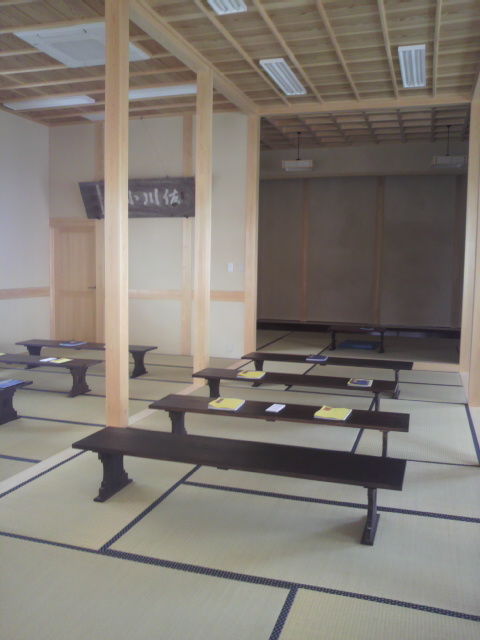 ̾������