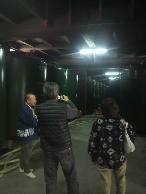 (4)江戸末期の白壁蔵内の見学