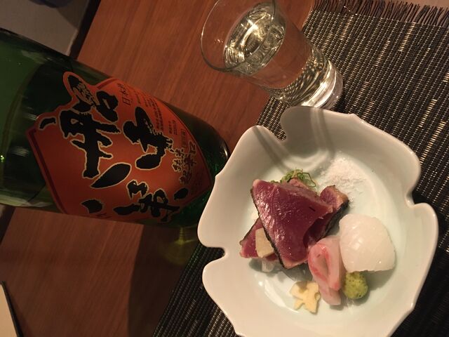 写真9 船中ひやおろしと刺身盛り