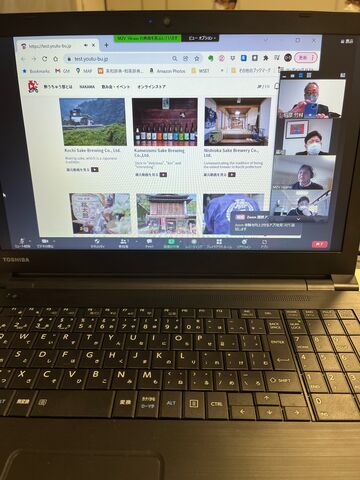 写真6 報告風景3