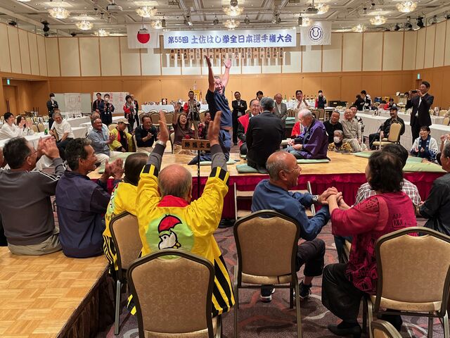 写真26 個人戦決勝決着