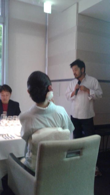 (18)���襷����