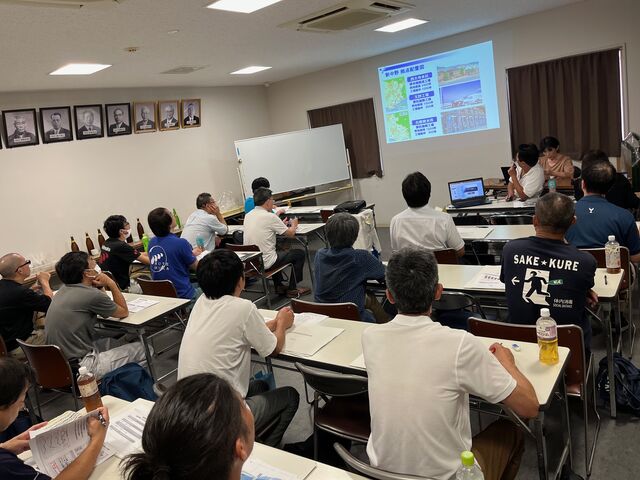 写真1 研究会スタート