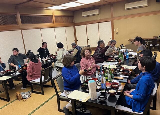 写真31 宴席終盤2