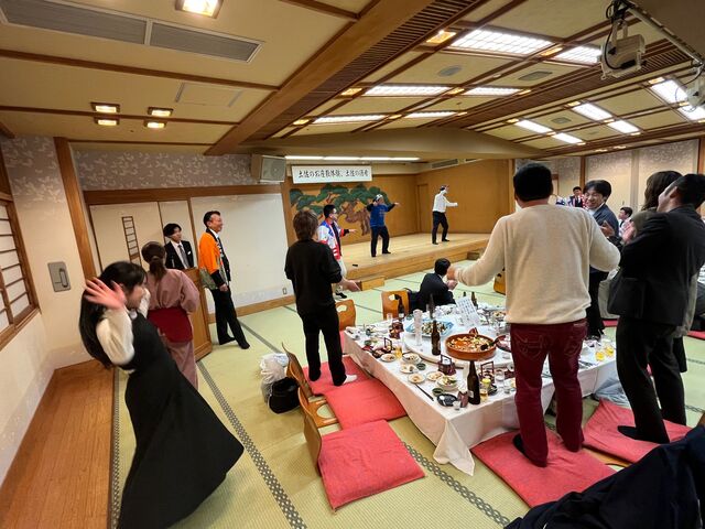 写真28 しばてん踊りお手本2