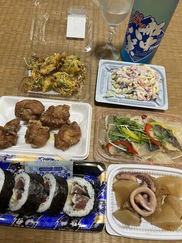 写真4 船中・薄にごりとお惣菜