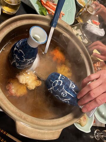 写真38 鍋で燗酒