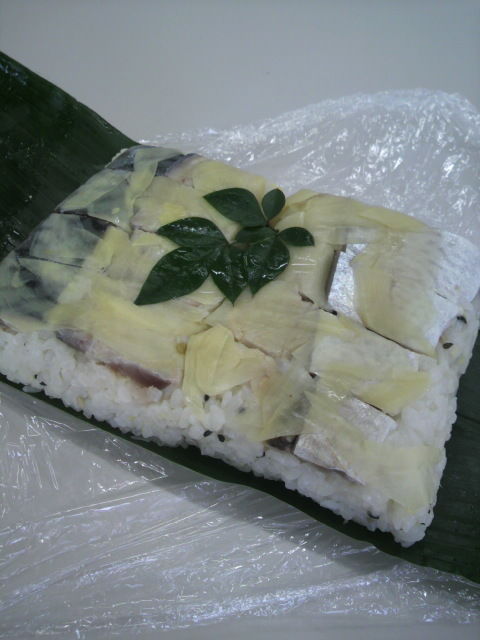 (4)¥µ¥Ð¼÷»Ê
