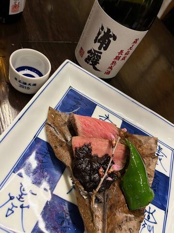 写真16 浦霞と焼物