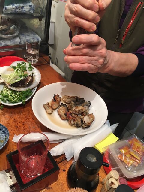 写真34 焼き牡蠣