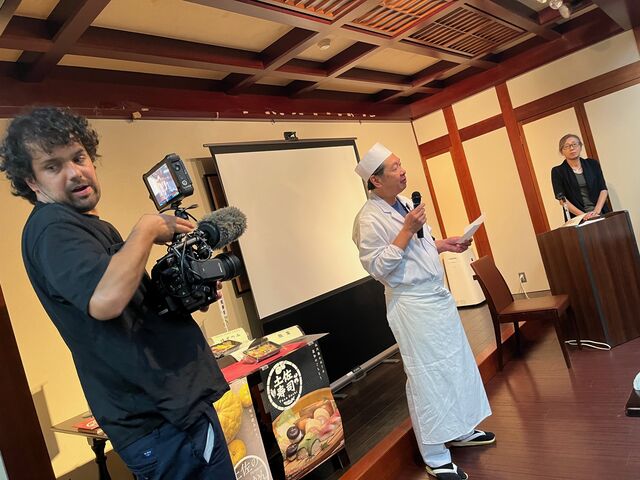 写真32 伊藤料理長料理解説