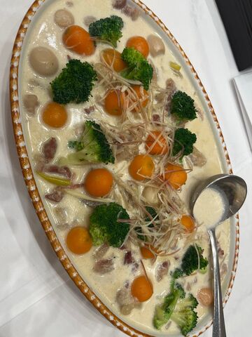 写真12 猪肉のクリーム味噌煮