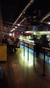 kushibar店内