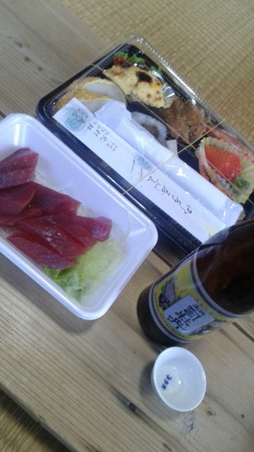 (1)�ں��ʲ�ð�������Ȼɿ�