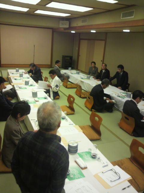 (3)ÆüËܤϤ··ý¶¨²ñÁí²ñÉ÷·Ê