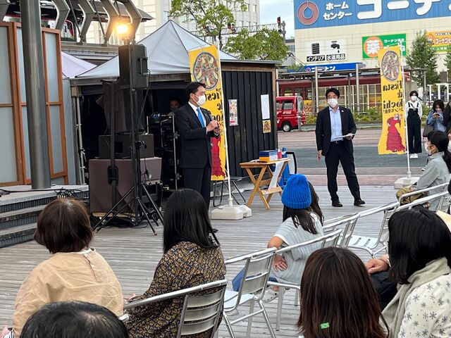 写真14 尾崎衆議院議員ご挨拶