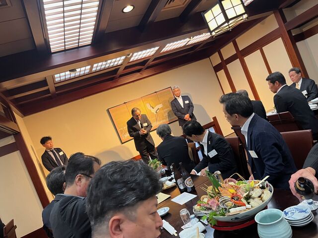 �̿�8  ��¼��̳����