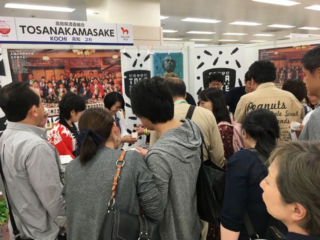 �̿�10 ���θ��֡����˻���