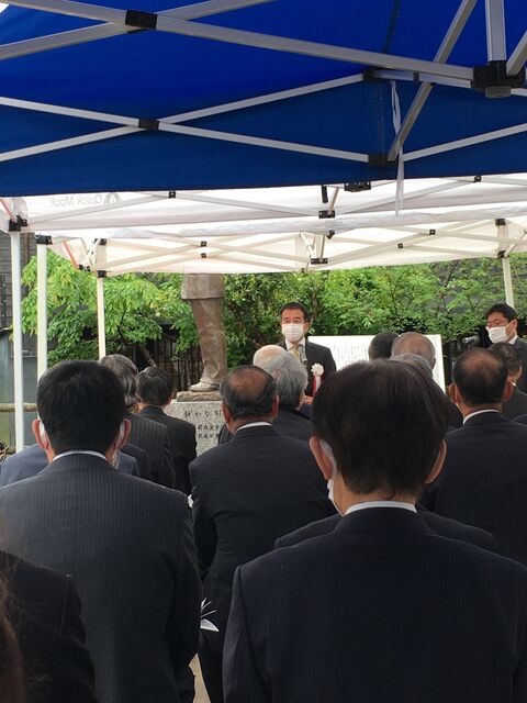 写真13 閉会 吉村さん