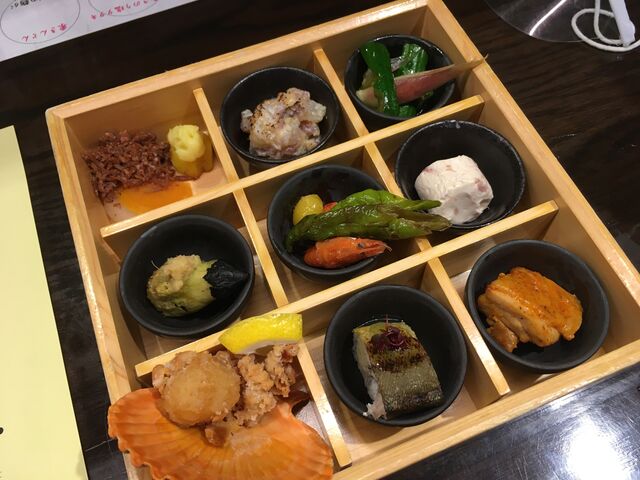 写真6 酒肴9種盛り
