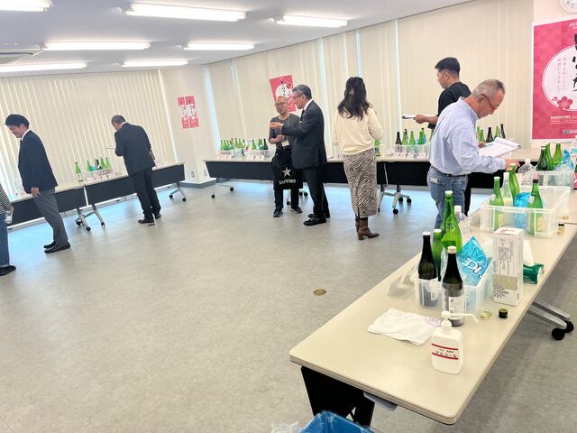 写真3 試飲会場2