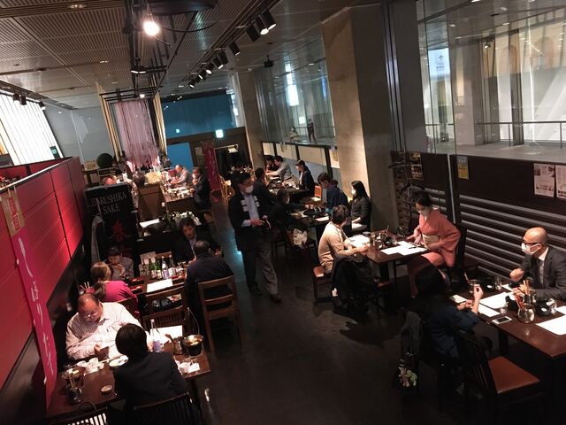 写真12 店内風景2