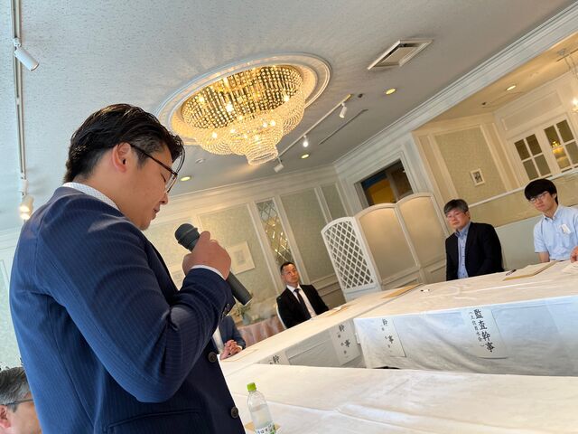 写真3 南会長挨拶
