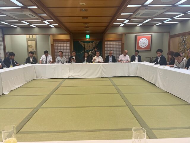 写真9 総会終了