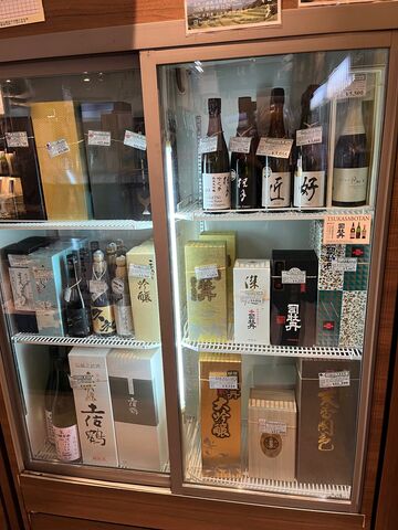 写真5 超高級酒もズラリ