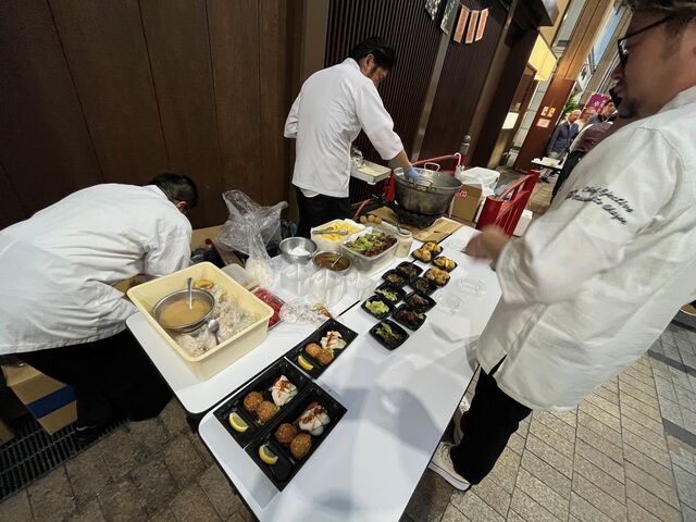 写真7 座屋料理