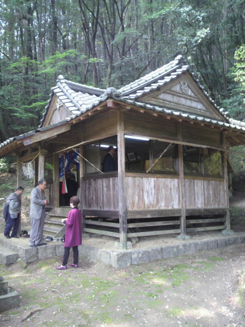 深尾神社のお社