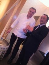 竹村とドミニクさん
