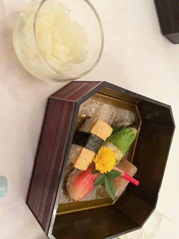 写真17 食事とデザート