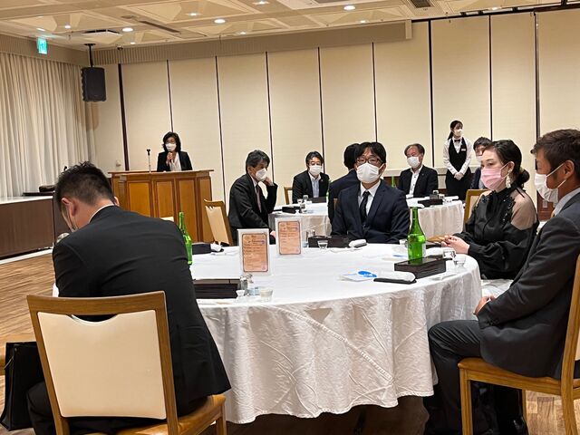写真20 懇親会開会