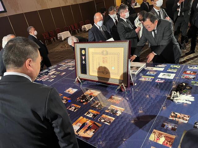 写真7 遺品など展示