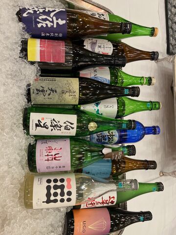 写真14 お酒ズラリ3