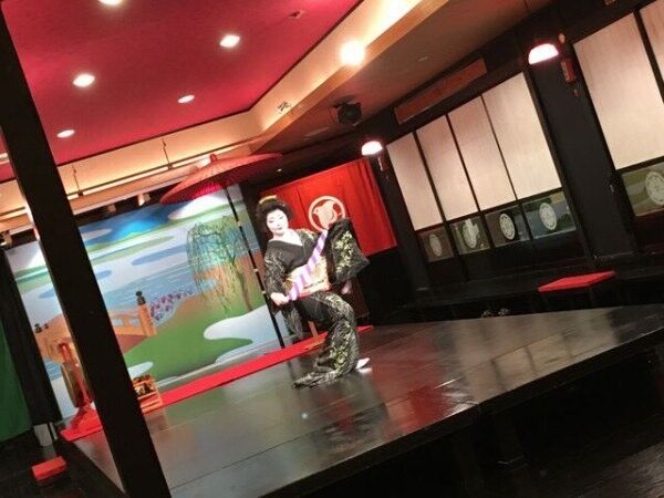 写真2 土佐芸妓