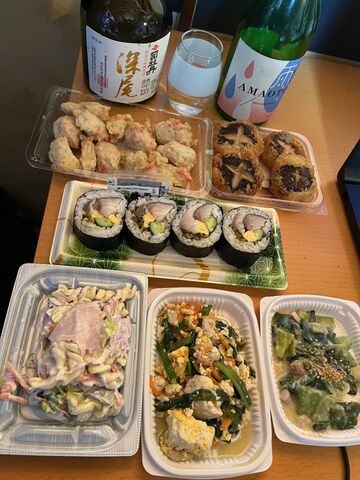 写真8 お酒とお惣菜