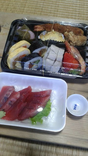(5)弁当と刺身