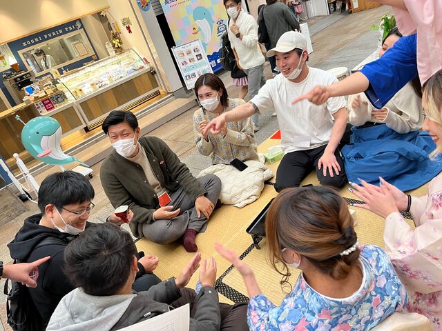 写真33 盛り上がる可杯