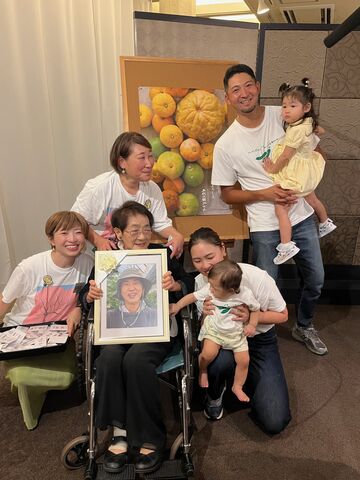 写真60 長崎一家と松崎先生ら