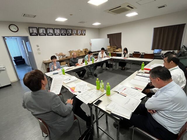写真6 理事会2