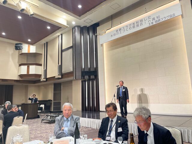 写真5 常務理事挨拶