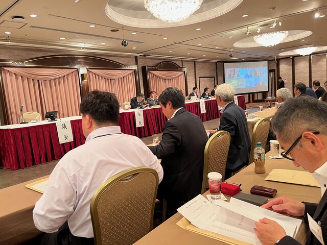 �̿�2  �Ų��̳��ɾ�İ��񳫲�