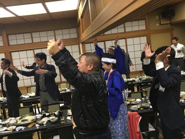 写真28 みんなで、上げ潮じゃー!