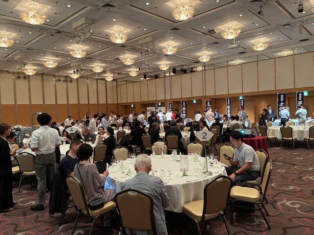 写真9 会場にお客様2