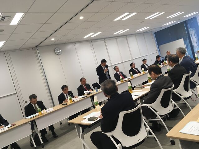 写真2 小西理事長