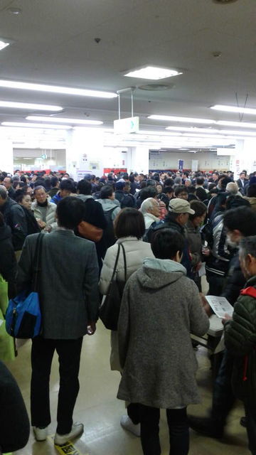 (1)�͹��ޤĤ���